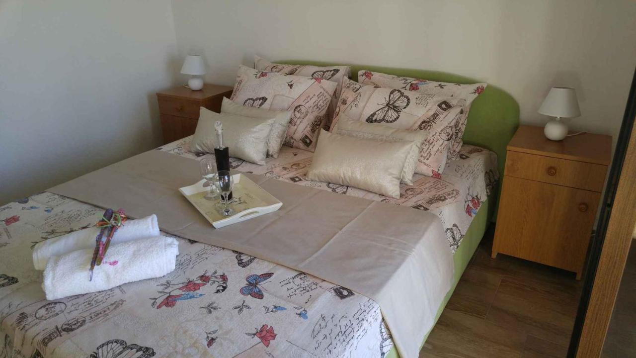 Vera Apartment 1 Rogoznica  Rom bilde
