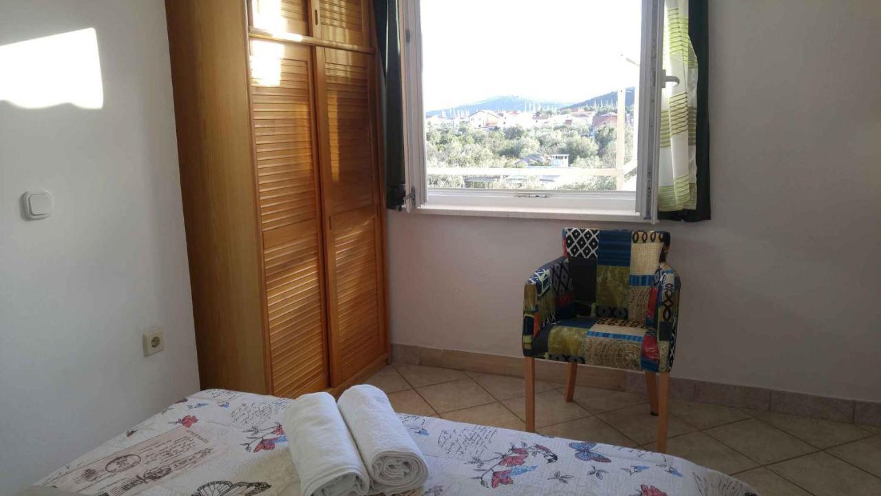 Vera Apartment 1 Rogoznica  Rom bilde