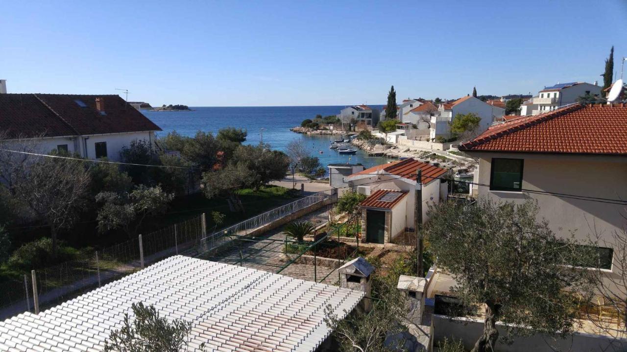 Vera Apartment 1 Rogoznica  Rom bilde